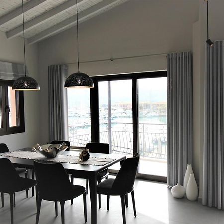 The Victoria-City Apartment Lefkada City ภายนอก รูปภาพ